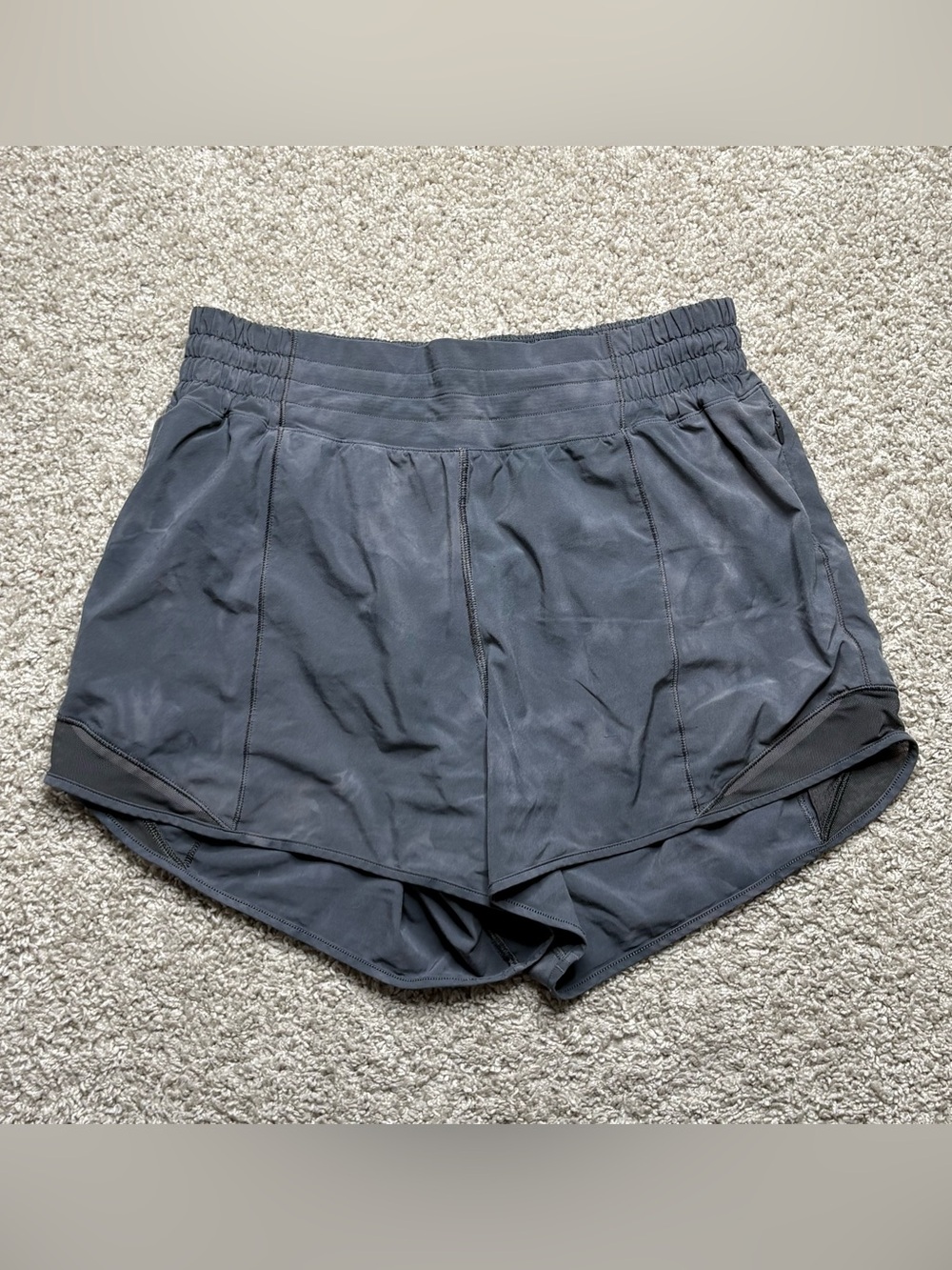 Lululemon Hotty Hot High-Rise Lined Short 4"